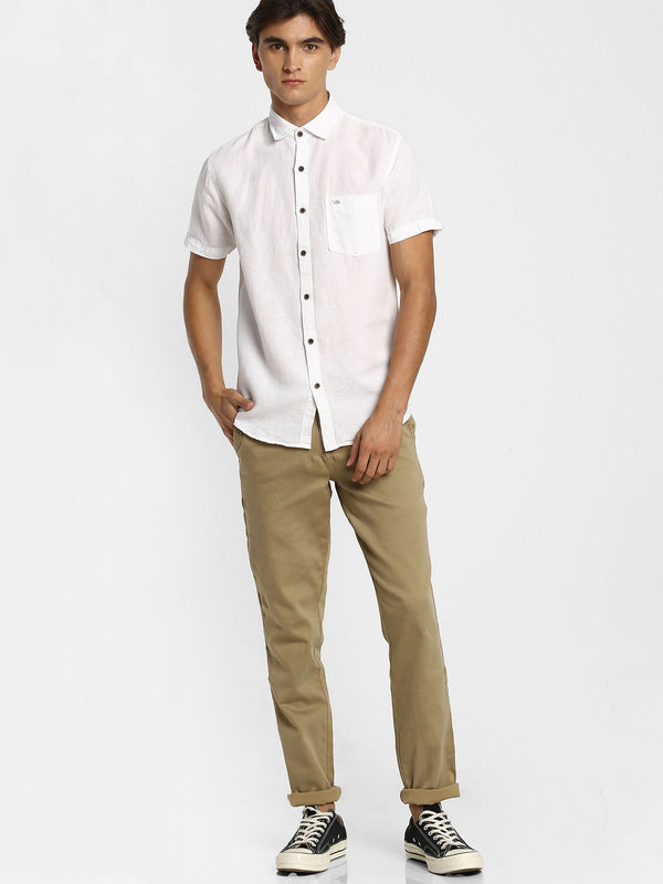 The Timeless Appeal of the Classic Linen Shirt - Fashpolis