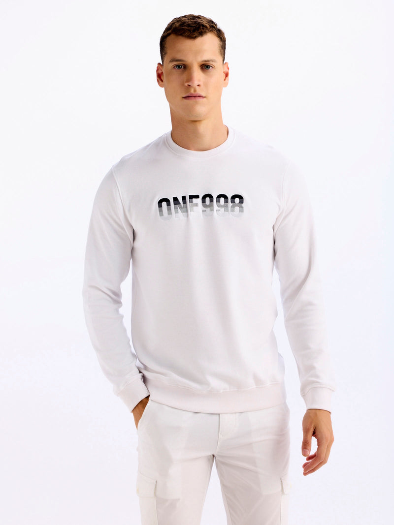 White Chest Embroidery Sweatshirt